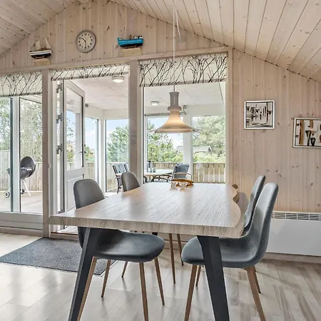 Gorgeous Home In Thisted With Wifi Nørre Vorupør